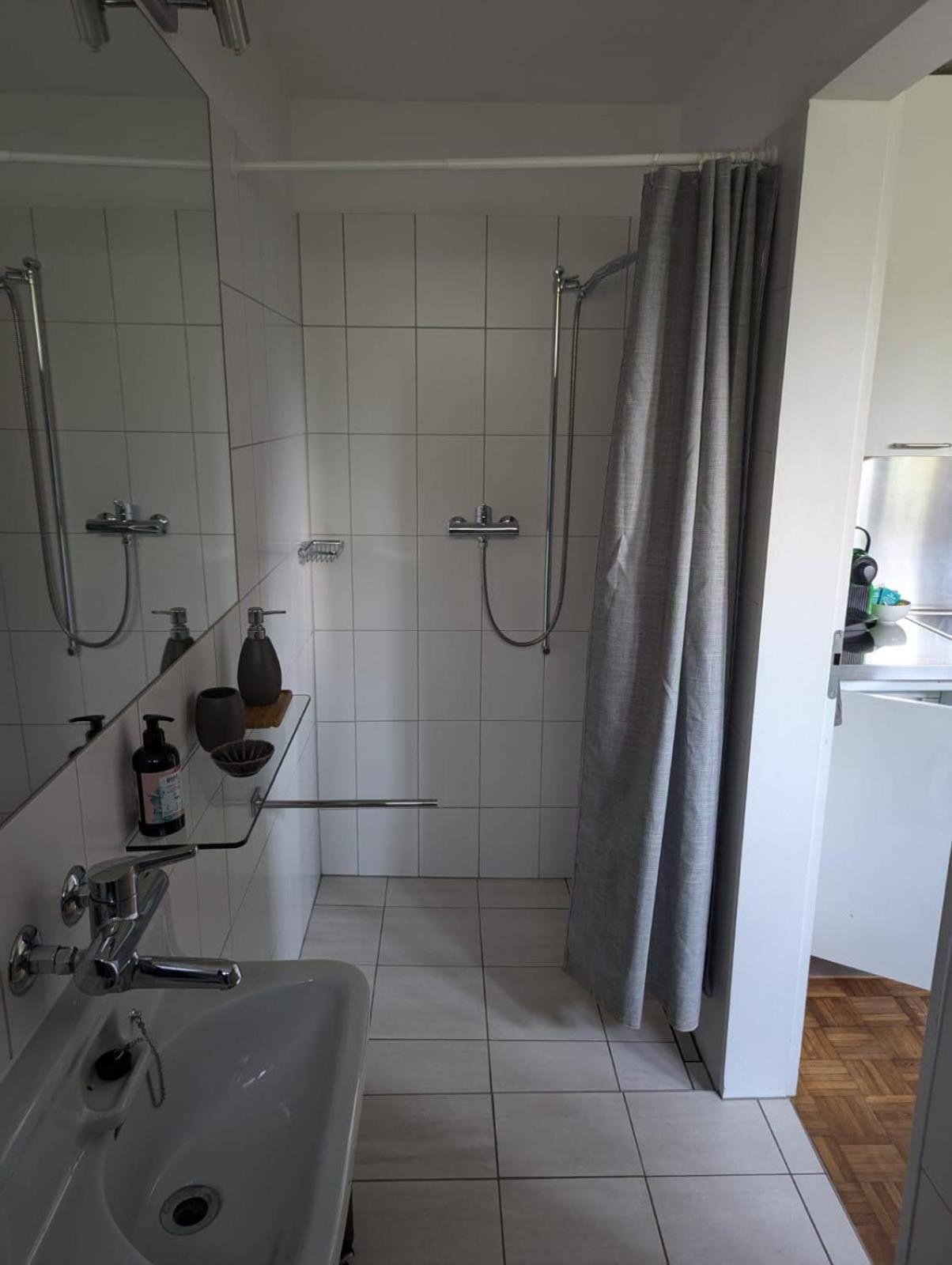 2.5 Zimmerwohnung, Pinut Trin Dış mekan fotoğraf